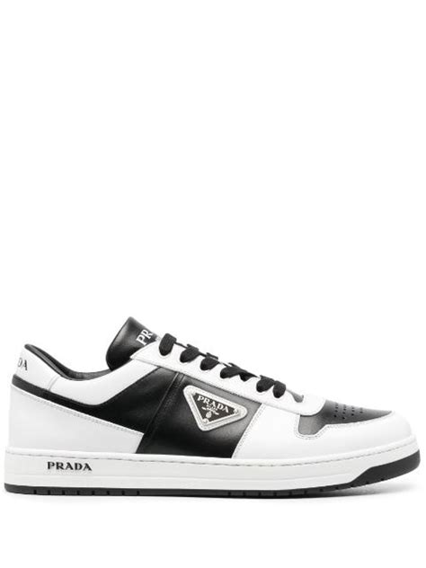 prada sneakers uomo saldi|Scopri la nuova collezione di scarpe Prada uomo su FARFETCH.